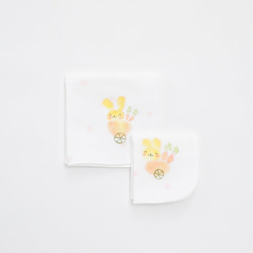 手刺繍入ちっちゃな ガーゼハンカチ【うさことバスケット】 ピージーガーゼ｜ガーゼハンカチ 手描うさぎ – PG GAUZE