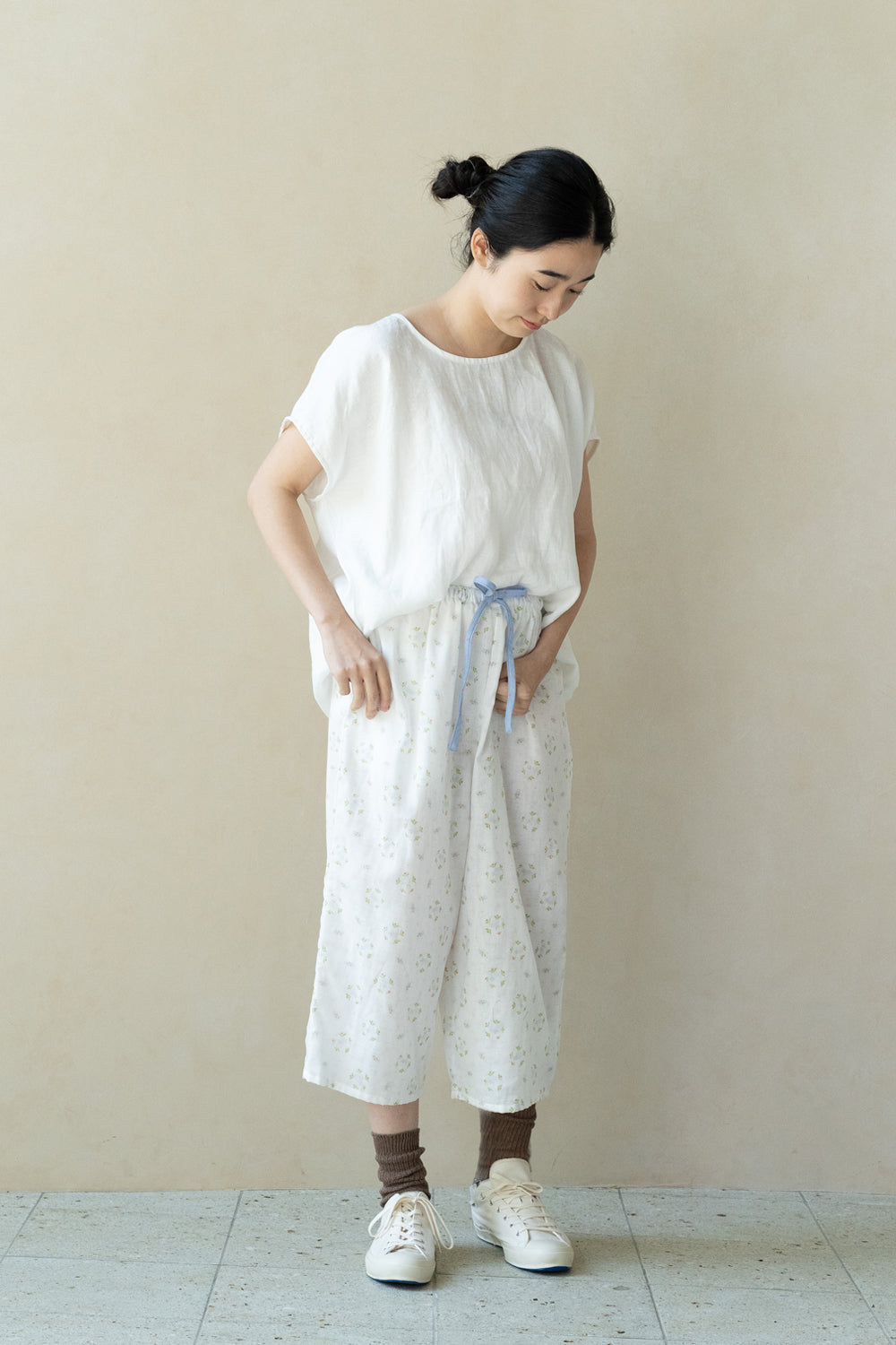cropped pants safiran linen<br> AS0120Y716<br> khaki 