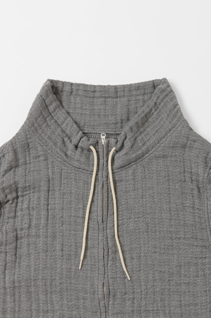 ハイネックベスト<br>ワッフルヘリンボン<br>チャコールグレー