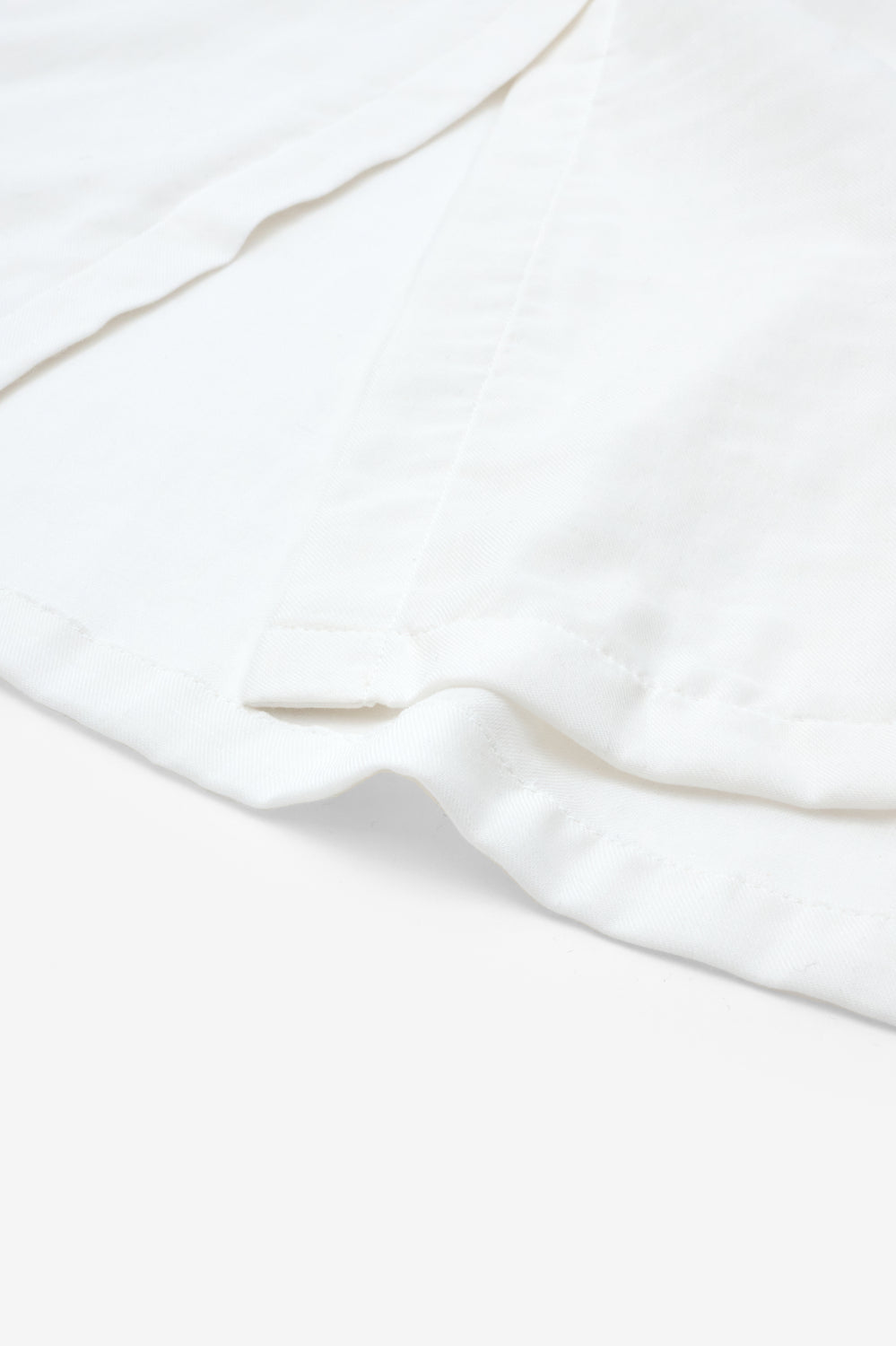 スリットブラウス<br>綾織　オフ