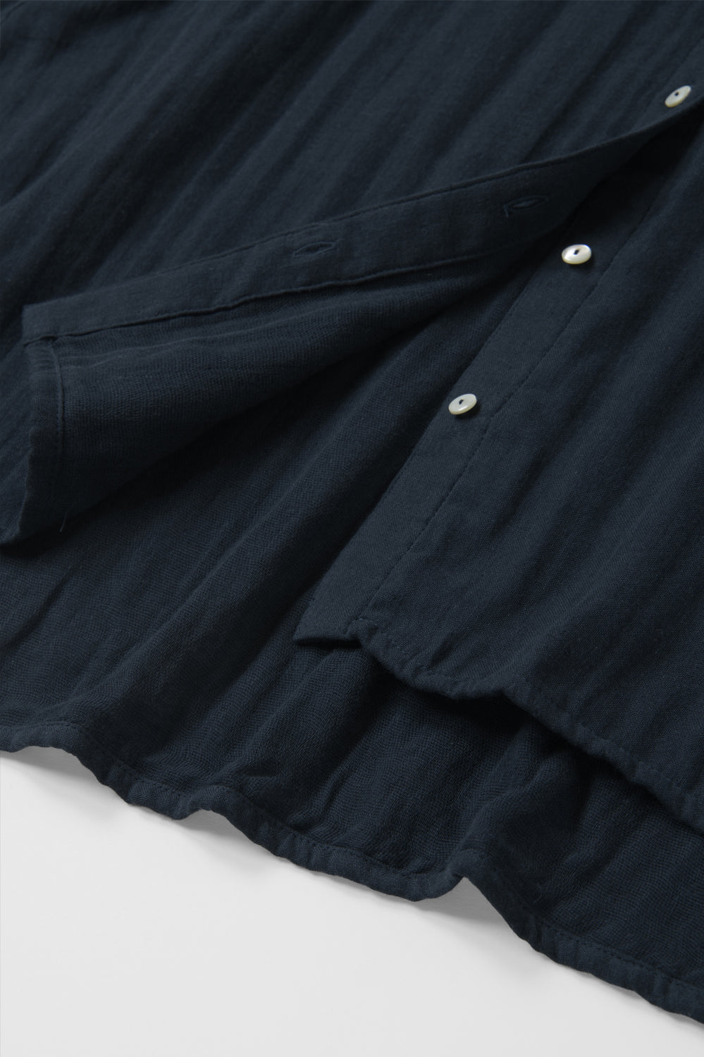 あたたかいメンズシャツ<br>ネイビー