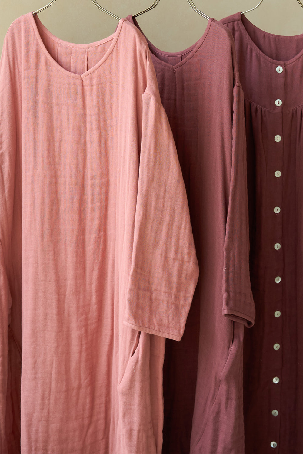 あたたかいAラインワンピース<br>綿ワッシャー<br>ブラウン