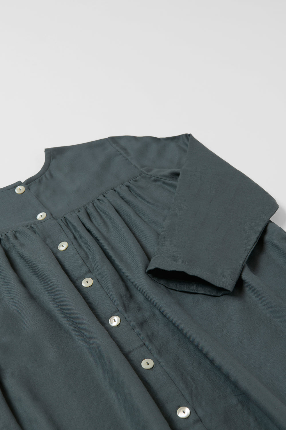 ３wayワンピース<br>綾織　ダークグリーン