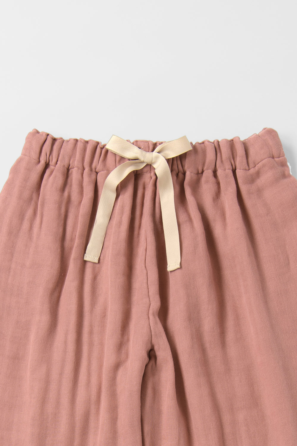 Set up drop shoulder gathered pants<br> AT4620B859AS4630B025<br> navy dungarees 