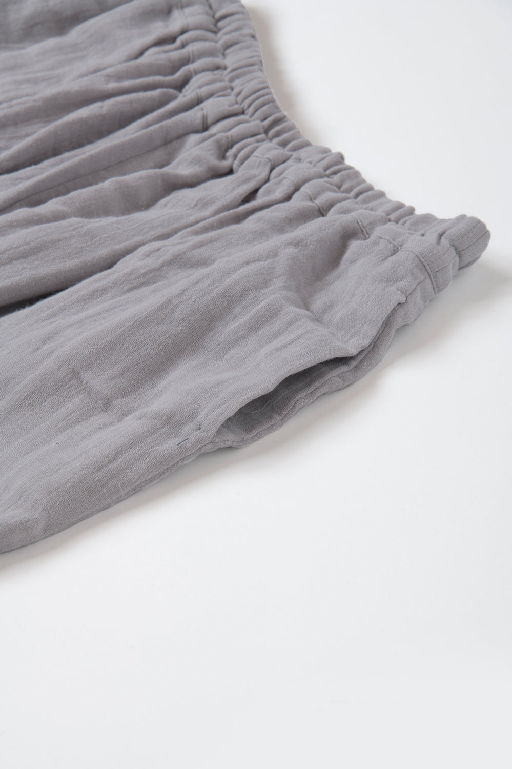 Set up drop shoulder gathered pants<br> AT4620B859AS4630B025<br> navy dungarees 