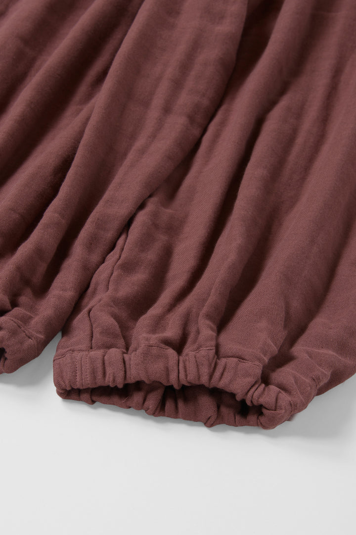 Set up drop shoulder gathered pants<br> AT4620B859AS4630B025<br> navy dungarees 