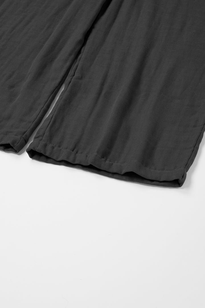 Set up drop shoulder gathered pants<br> AT4620B859AS4630B025<br> navy dungarees 