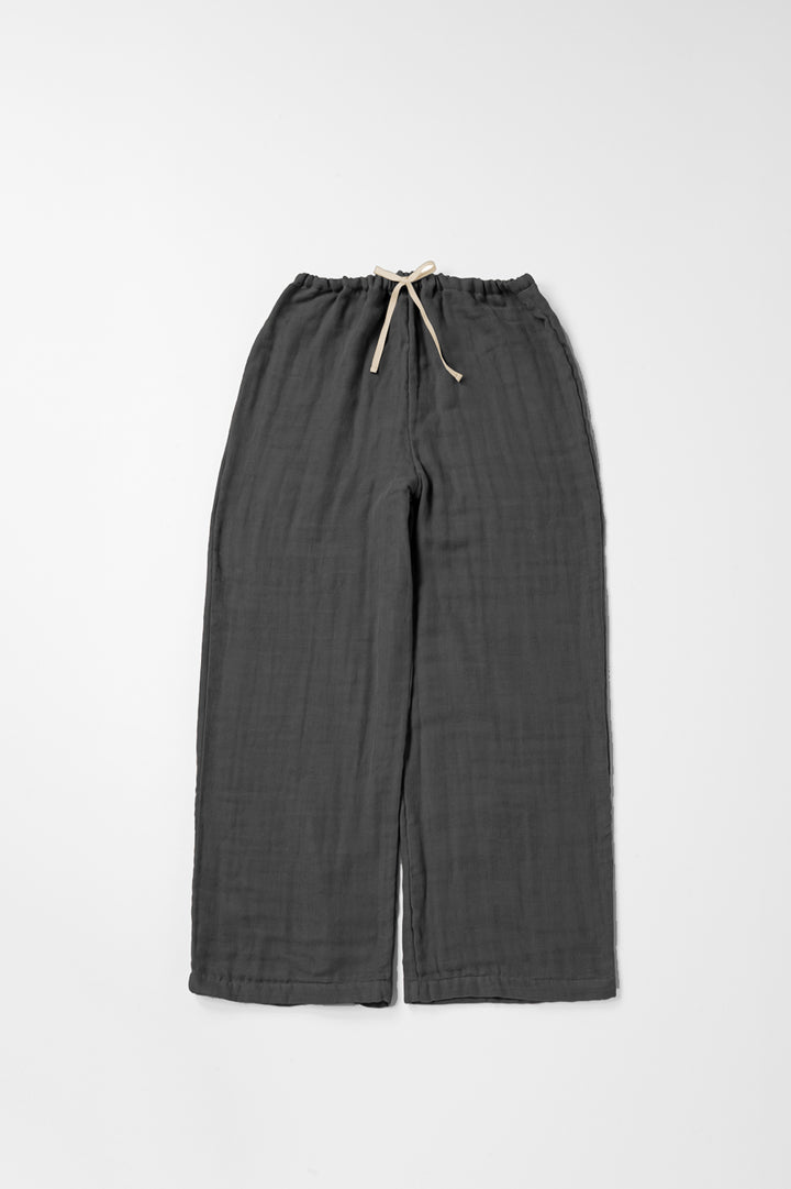 Set up drop shoulder gathered pants<br> AT4620B859AS4630B025<br> navy dungarees 