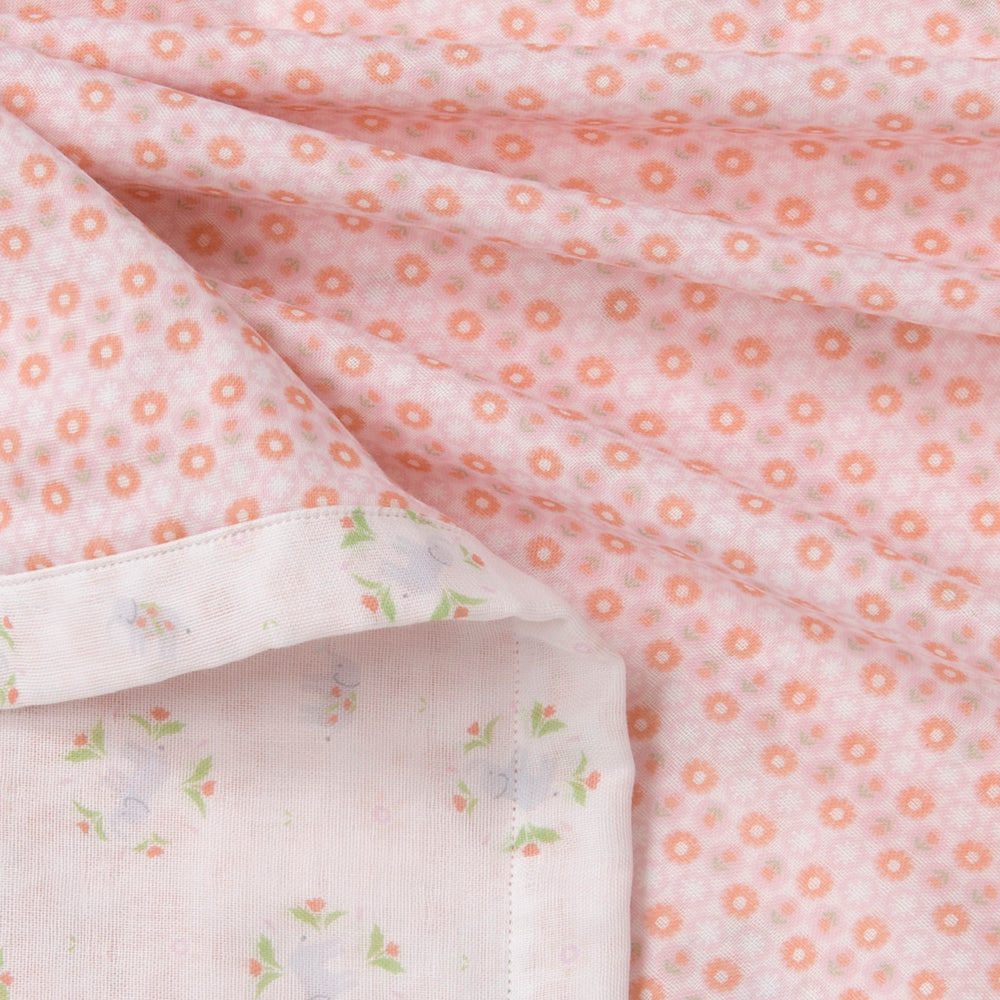 Hooded towel &amp; flower bag