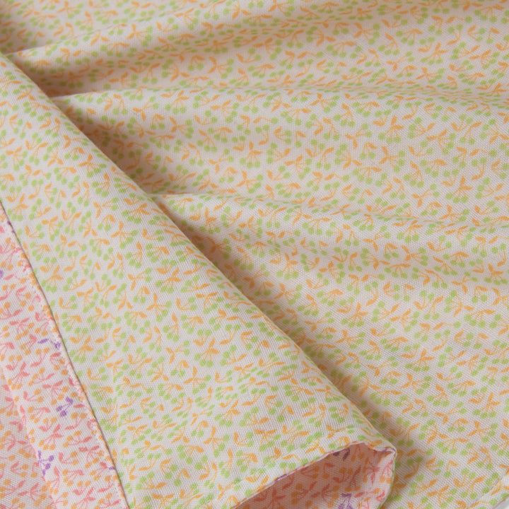 Hooded towel &amp; flower bag