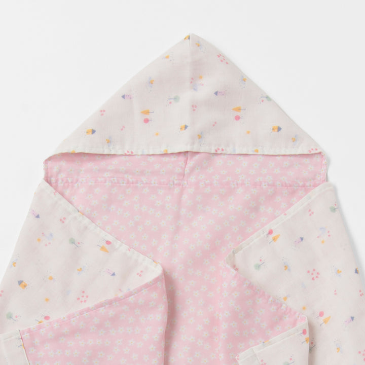Hooded towel &amp; flower bag