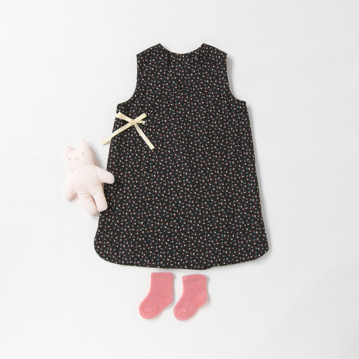 ぬいぐるみ　ねこ