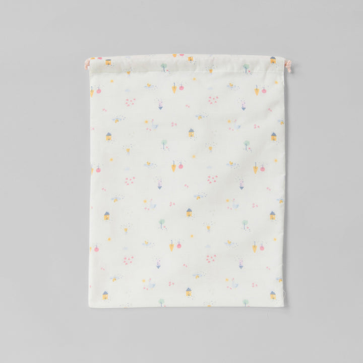 Hooded towel &amp; flower bag