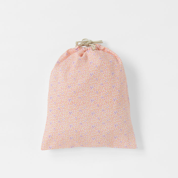 Hooded towel &amp; flower bag