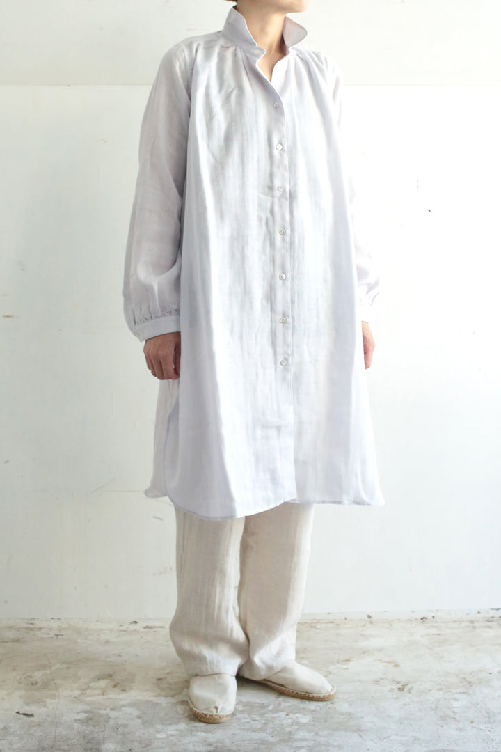 ロングブラウス<br>ニュアンスブルー