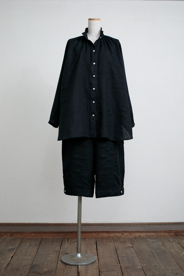 シャツ<br>綿麻　濃紺