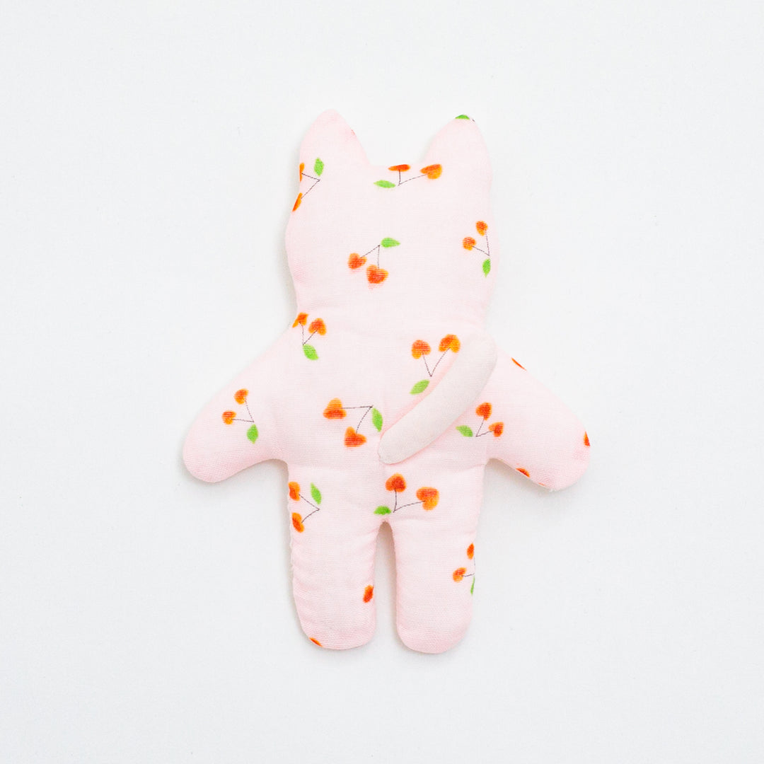 ぬいぐるみ　ねこ