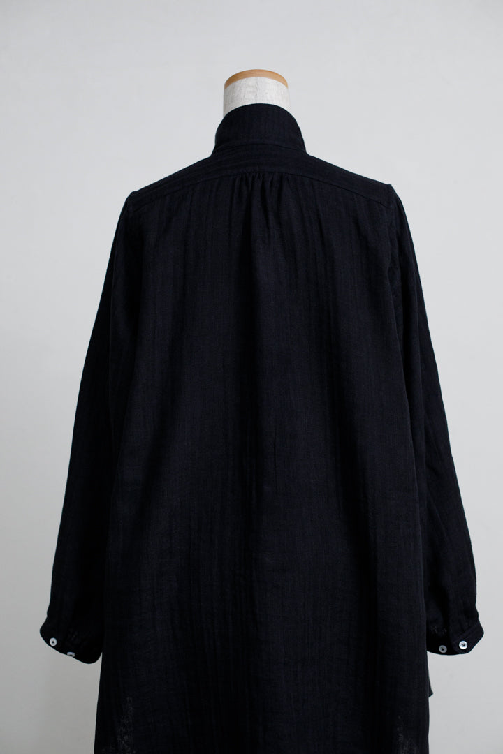 シャツ<br>綿麻　濃紺
