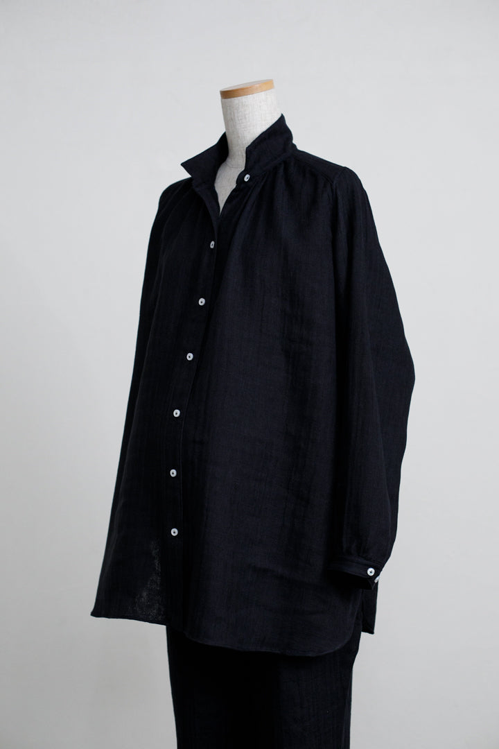 シャツ<br>綿麻　濃紺