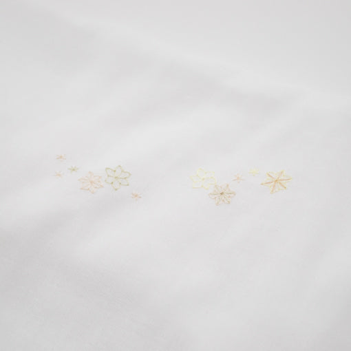 ベビーボックスシーツ<br>手刺繍　小紋